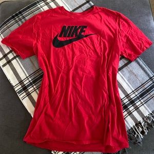 Nike T Shirt